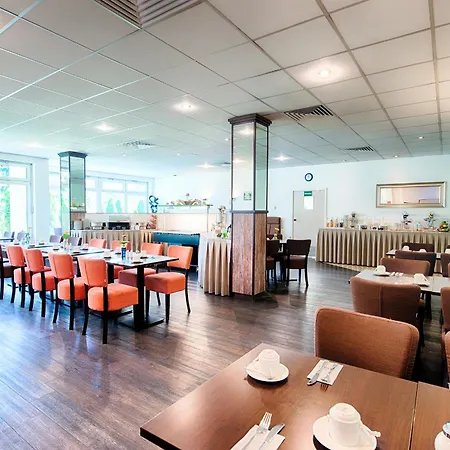 ACHAT Hotel Stuttgart Zuffenhausen-3